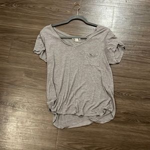 basic t shirt